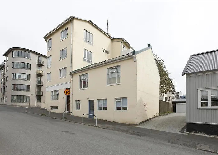 A Part Of Reykjavik Apartments - Framnesvegur